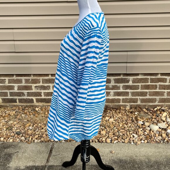 Lulu B Blue & White Striped Textured Womens Shark Bite Tunic Top Medium - Picture 2 of 9